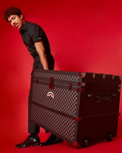 VANQUISH II WARDROBE TRUNK><noscript><img width=