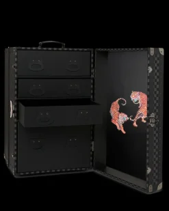 VANQUISH II WARDROBE TRUNK><noscript><img width=