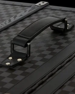 VANQUISH II WARDROBE TRUNK><noscript><img width=