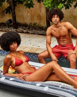VENI, VIDI, VICI BIKINI><noscript><img width=