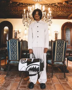 V.V.I.P. DUFFLE>SPRAYGROUND