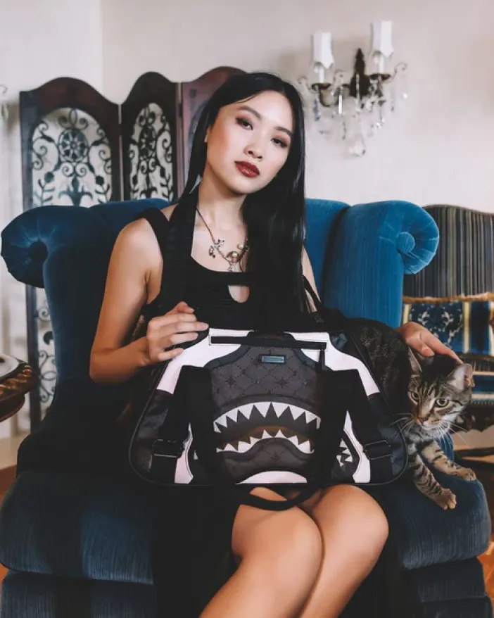 V.V.I.P. PET CARRIER>SPRAYGROUND